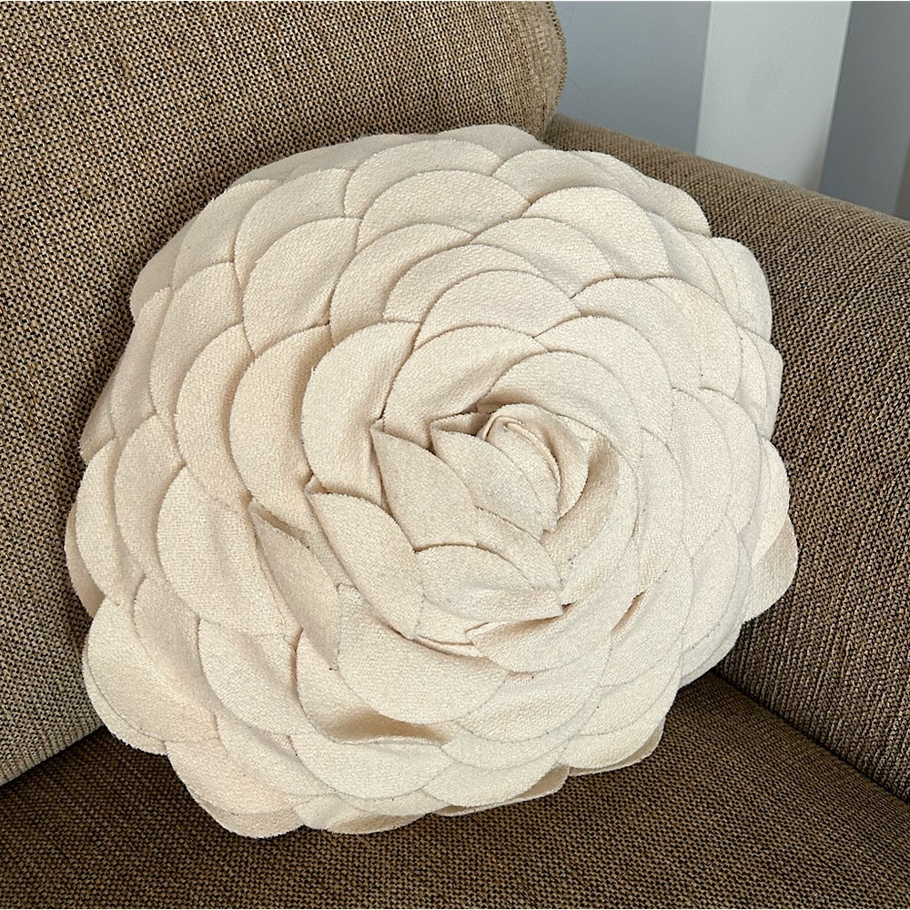 Pottery Barn Kids Round Flower Pillow in Off White - PBK